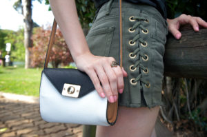 Look do Dia Shorts Verde Militar