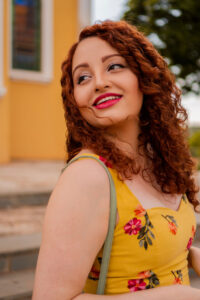 Ruiva Cabelo Cacheado