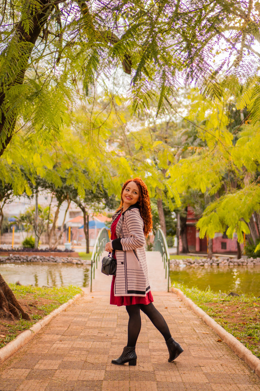 Look Sobretudo Rosa e Preto