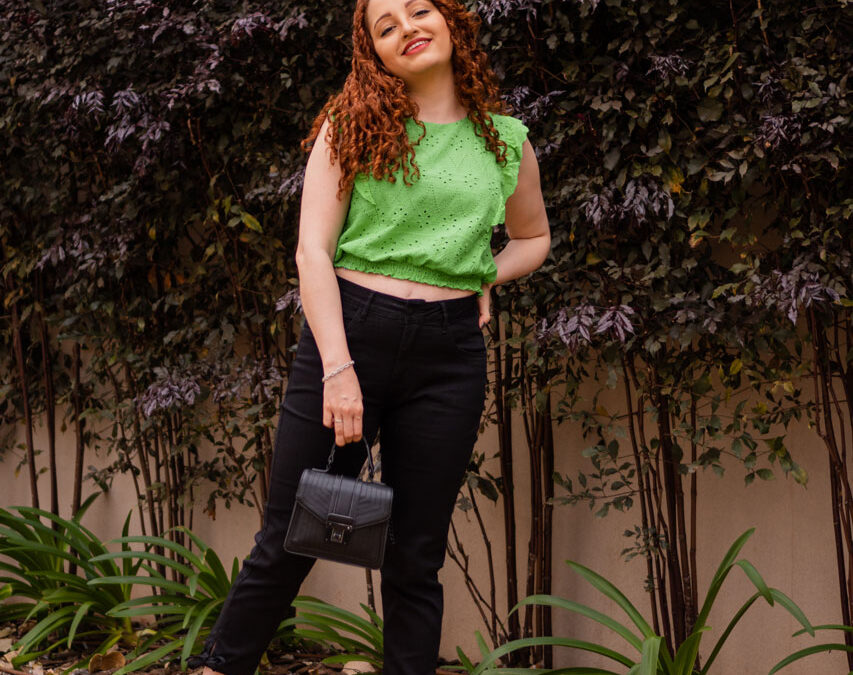 Look Preto com Verde