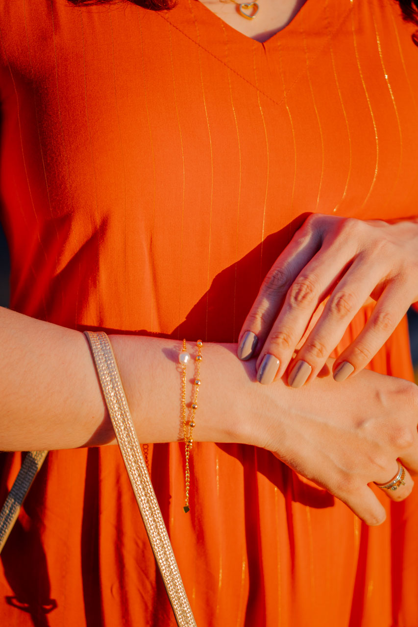 Look Convidada Formatura Detalhes Dourados