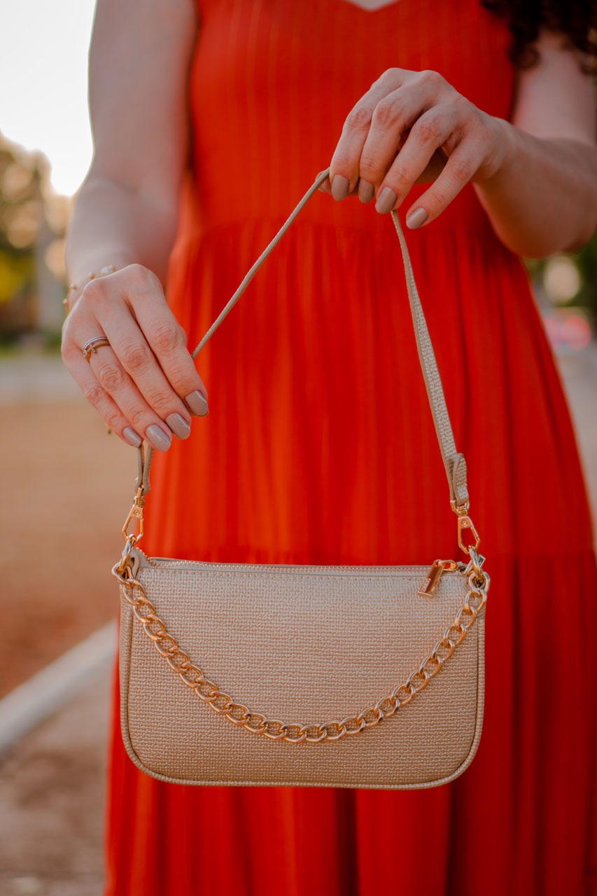Look Noite Bolsa Dourada