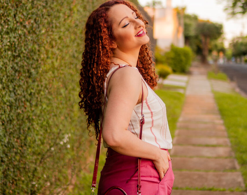 Look Rosa, Vinho e Branco Confortável