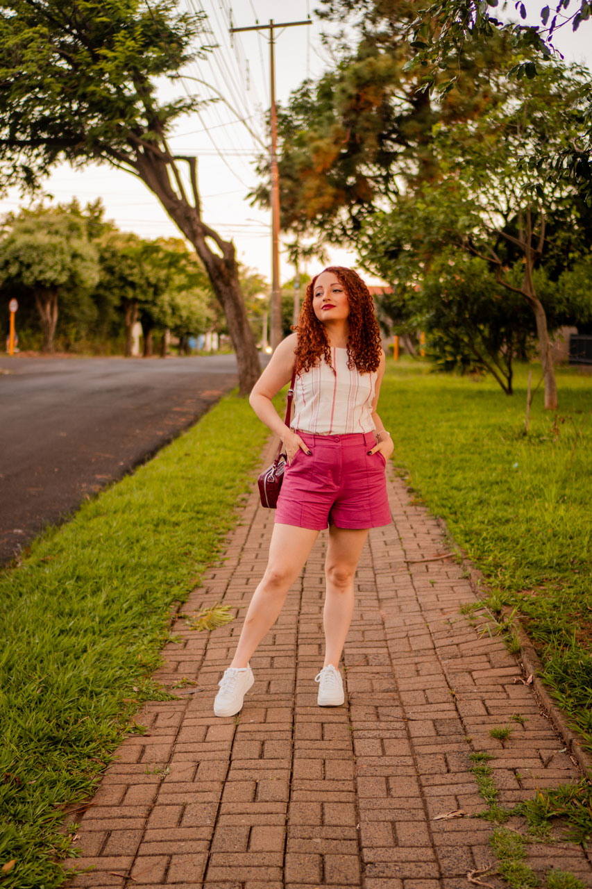 Rosa Vinho e Branco Confortável